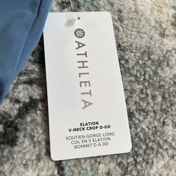 Athleta Elation V-Neck Crop - Picture 5 of 10